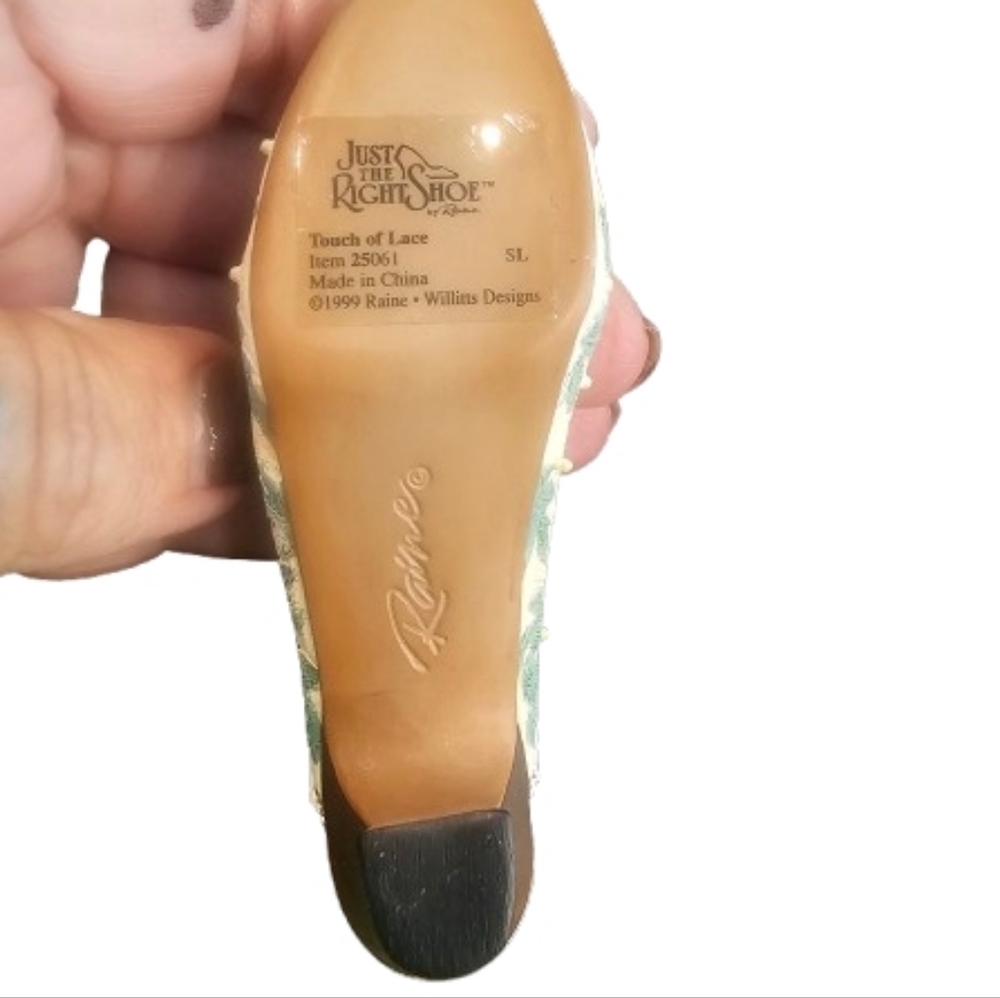 Just The Right Shoe Cream and Green Embroidered Mules Touch Of Lace 1999 - Picture 4 of 9
